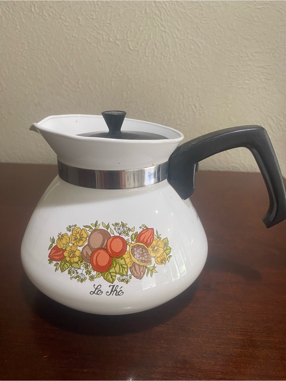 Vintage, Corning Ware “Spice of Life” 6 Cup Teapot, model # P-104